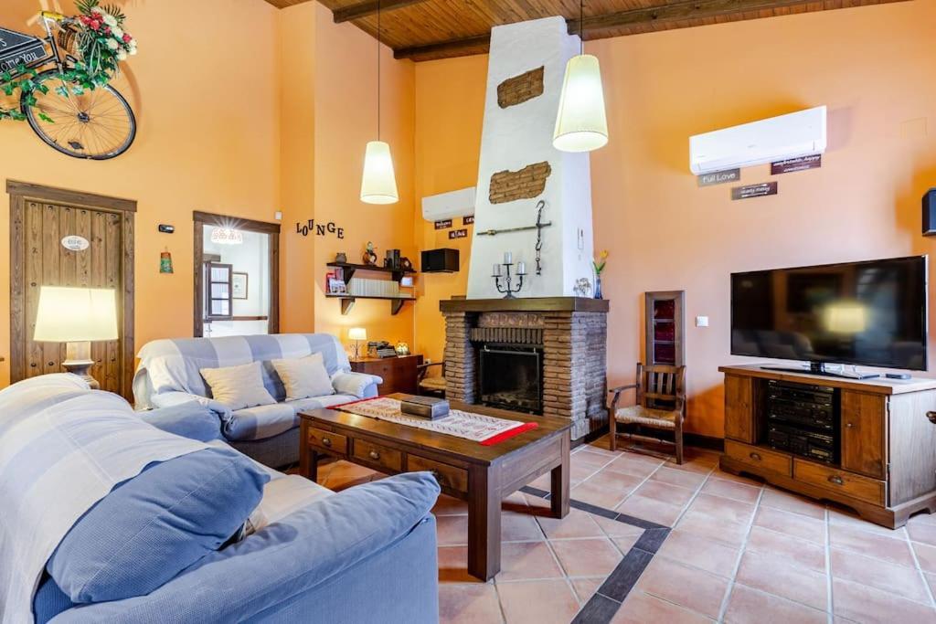 Only4You Country House Perfect Location To Visit Andalucia Casabermeja Exterior foto